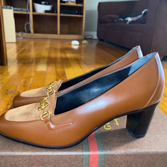 Brow Leather and Suede Gucci heels - Picture 3 of 5